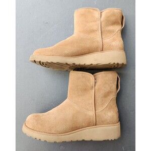 UGG  SIZE US 10 / 41 BOOTS KRISTIN CLASSIC CHESNUT BROWN SUEDE WEDGE ANKLE